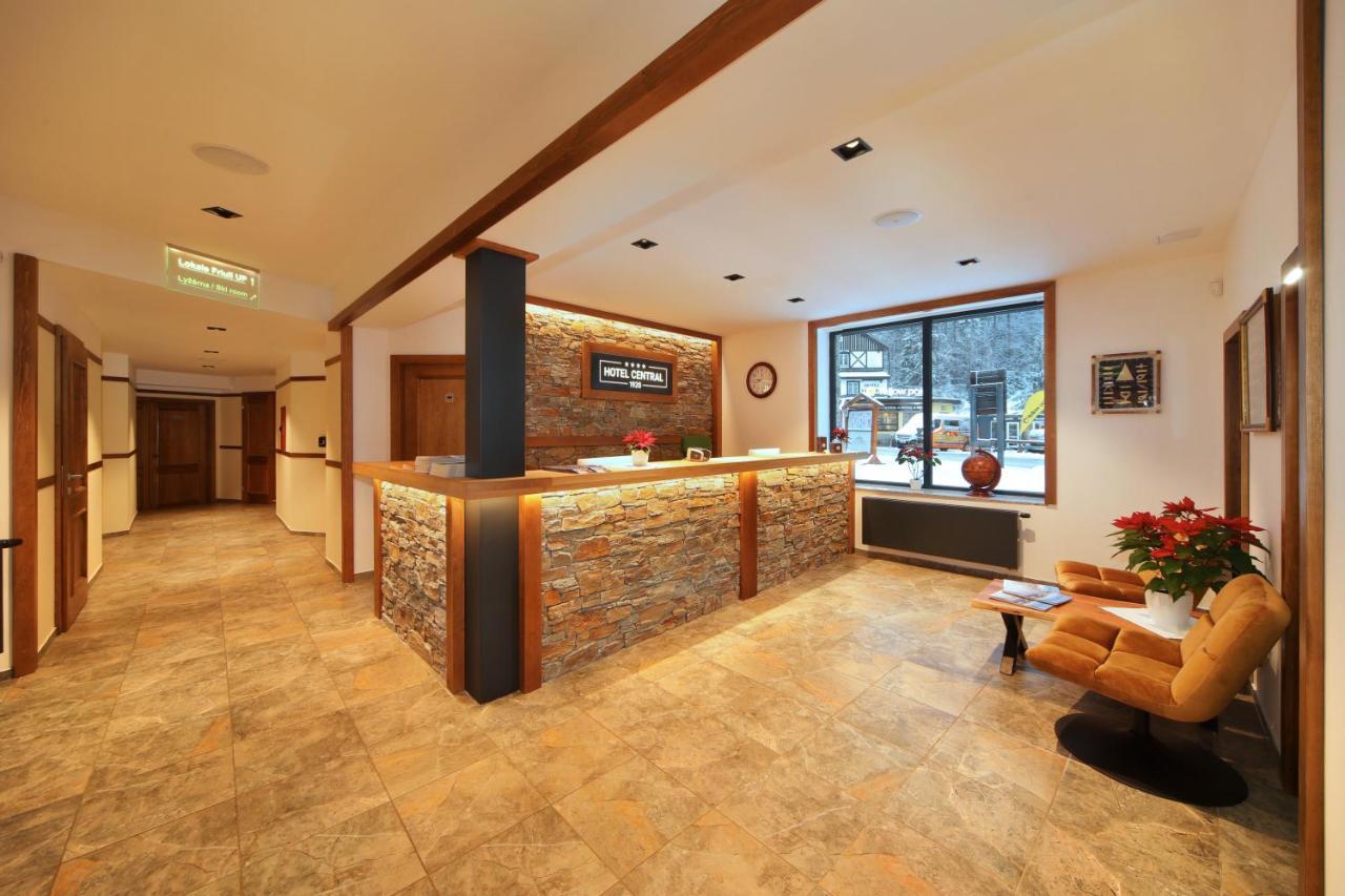 1920 Hotel Spindleruv Mlyn